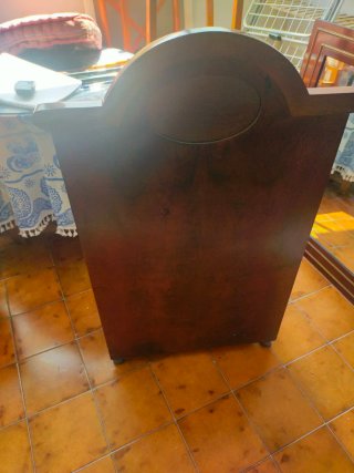 Paraguero/bastonera antiguo de madera con espejo