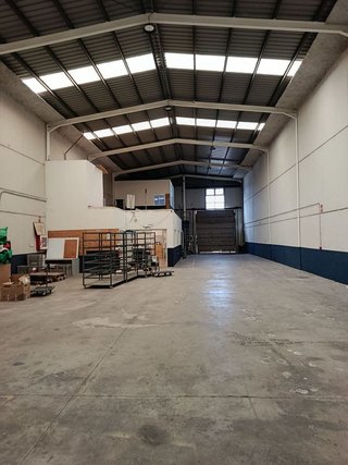 Nave industrial en alquiler en Zona de la Vega en Antequera