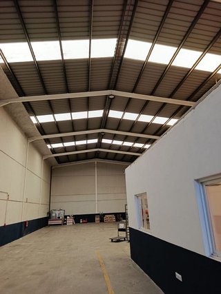 Nave industrial en alquiler en Zona de la Vega en Antequera