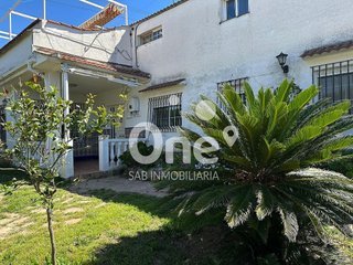 Chalet en venta en Entrepinos en Eliana (l´)