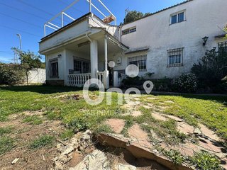 Chalet en venta en Entrepinos en Eliana (l´)