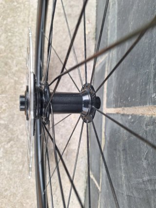 Ruedas DT Swiss R470 disco para SRAM XDR 12v
