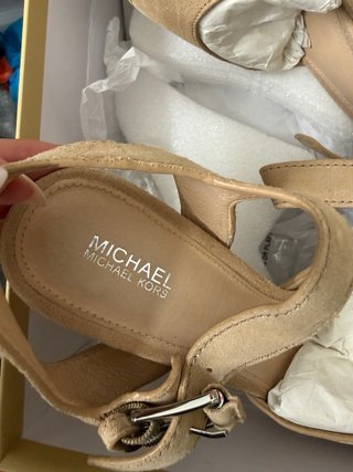 Sandalias Michael Kors Ante Beige Tacón Plataforma