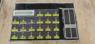 Fractal Axe FX II XL+ con MFC-101 y extras.