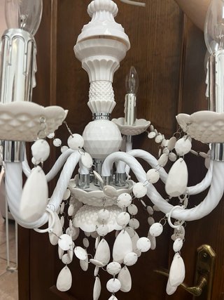 Lámpara juvenil de porcelana y cristal