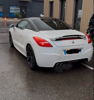 Peugeot RCZ 2011