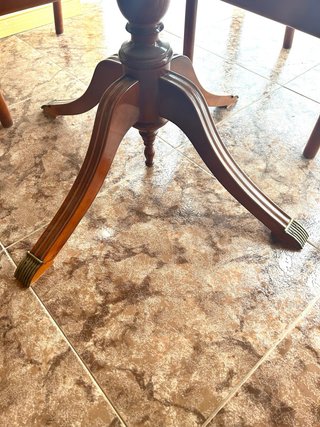 Mesa de juegos con 4 sillas madera maciza