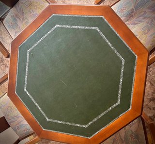 Mesa de juegos con 4 sillas madera maciza