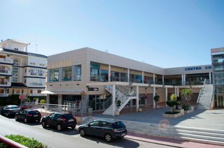 Local comercial en venta en Torrelamata - La Mata en Torrevieja