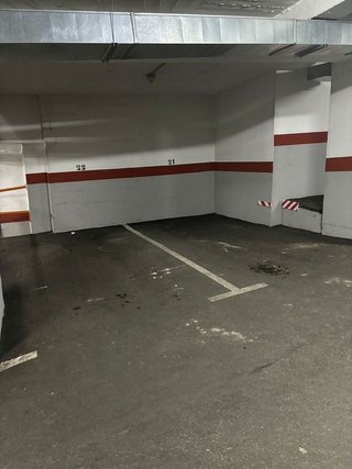 Garaje en venta en Mercado en Alicante