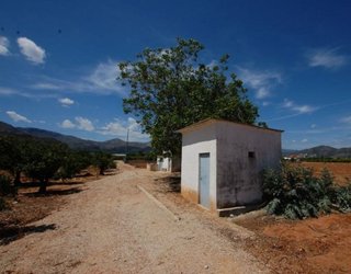 Terreno en venta en Pego