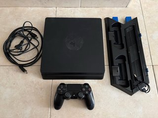 PS4 Slim