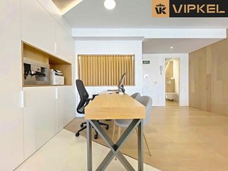 Oficina en venta en Ensanche en Coruña (A)