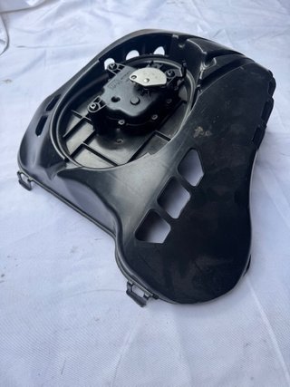 Buell XB12X 2006. Airbox con servo motor valvula