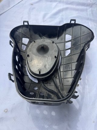 Buell XB12X 2006. Airbox con servo motor valvula