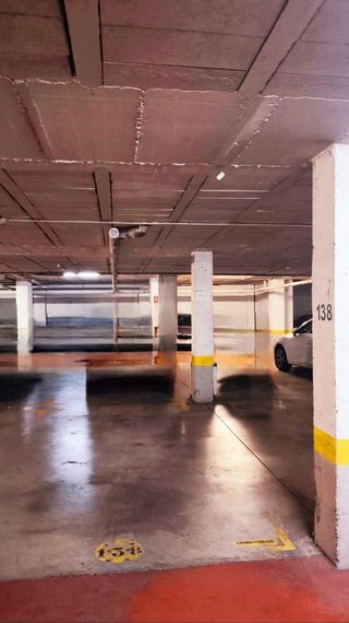 Garaje en venta en Colores - Entreparques en Sevilla