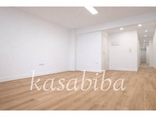 Piso en venta en Zona Avenida al Vedat en Torrent