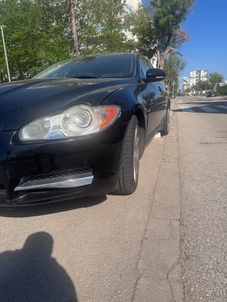 Jaguar XF 2010