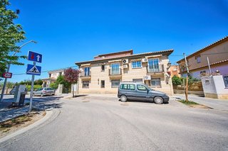 Garaje en venta en Zubia (La)