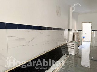 Local comercial en venta en Nuevo Centro en Sagunto