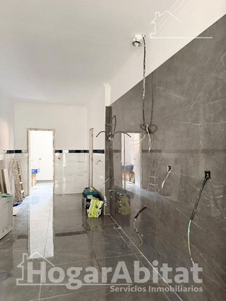 Local comercial en venta en Nuevo Centro en Sagunto