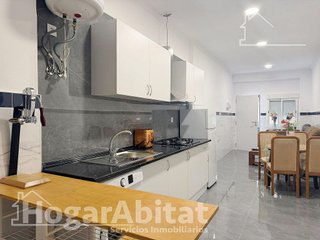 Local comercial en venta en Nuevo Centro en Sagunto