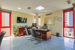 Oficina en venta en Colores - Entreparques en Sevilla