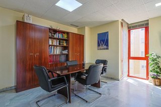 Oficina en venta en Colores - Entreparques en Sevilla