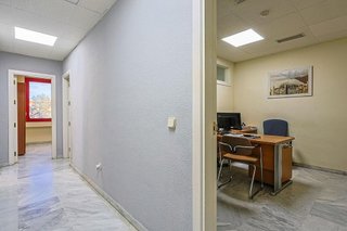 Oficina en venta en Colores - Entreparques en Sevilla
