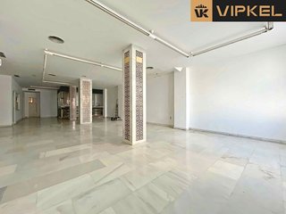 Local comercial en venta en Núcleo Urbano en Chiclana de la Frontera