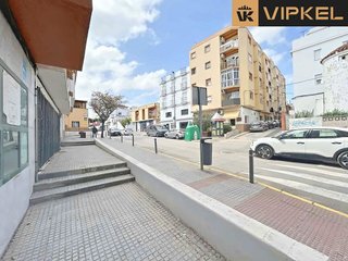Local comercial en venta en Núcleo Urbano en Chiclana de la Frontera