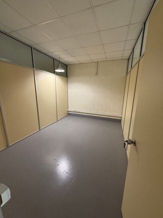 Local comercial en alquiler en Roca del Vallès, la