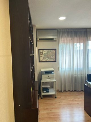 Oficina en alquiler en San Bartolomé - Millán de Priego en Jaén