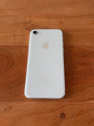 iPhone 8