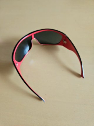 Gafas Emporio Armani Negras y Rojas