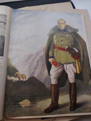 Revistas militares guión