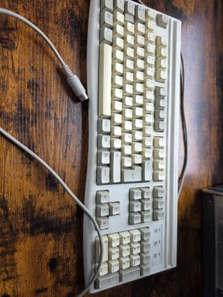 Teclado Vintage Años 90 Beige Gris