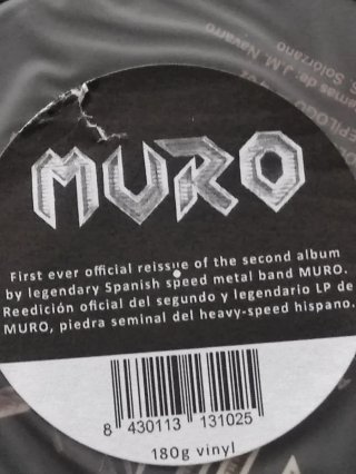 Muro. Vinilos. Acero y Sangre. Telón de Acero