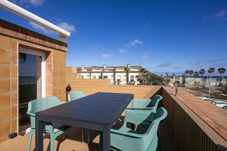 Casa adosada en alquiler en La Pineda en Castelldefels