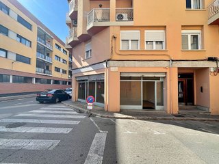 Local comercial en alquiler en Eixample Sud – Migdia en Girona