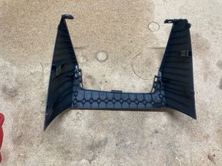 Moldura consola central BMW Serie 1