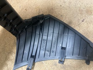 Moldura consola central BMW Serie 1