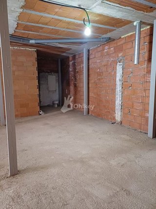 Local comercial en venta en Camarma de Esteruelas