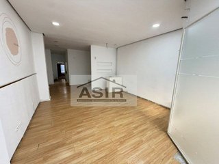 Local comercial en venta en Carcaixent