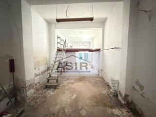 Local comercial en venta en Carcaixent