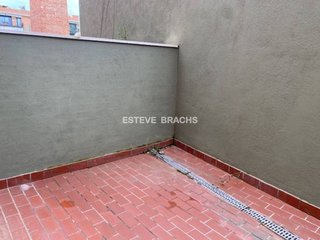 Local comercial en alquiler en Instituts - Ponent - Sota el Camí Ral en Granollers