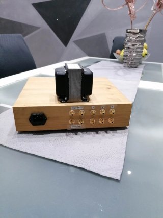 Preamplificatore Valvolare