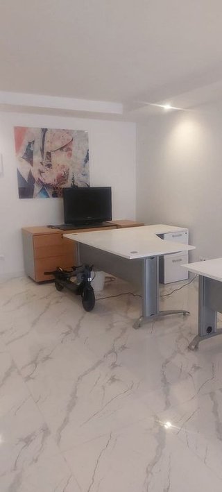 Oficina en alquiler en Playa Bajadilla - Puertos en Marbella