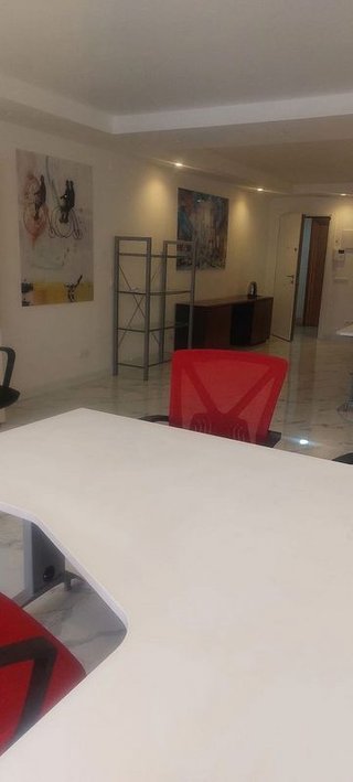 Oficina en alquiler en Playa Bajadilla - Puertos en Marbella