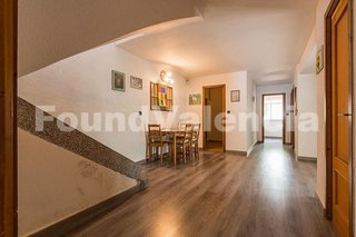 Chalet en venta en Centro - El Castillo en Sagunto